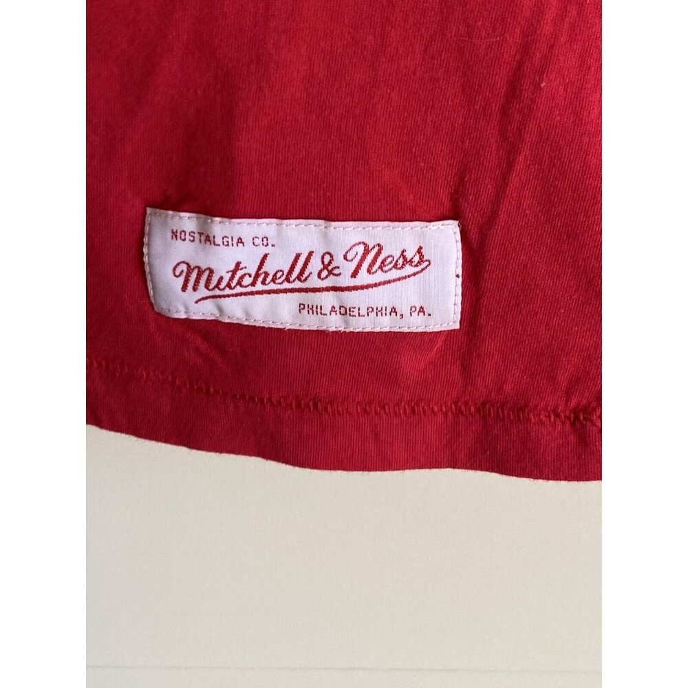 Mitchell & Ness Red S/S T-Shirt Men's Size M Medium Spell-Out Tailored Fit - Picture 9 of 11